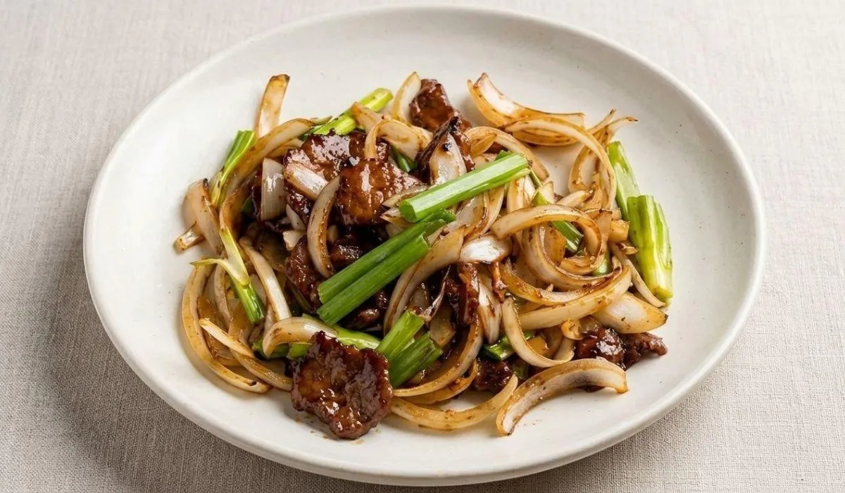 Sautéed beef with onions and green scallions at China Chef Restaurant, a Chinese Restaurant in Daphne